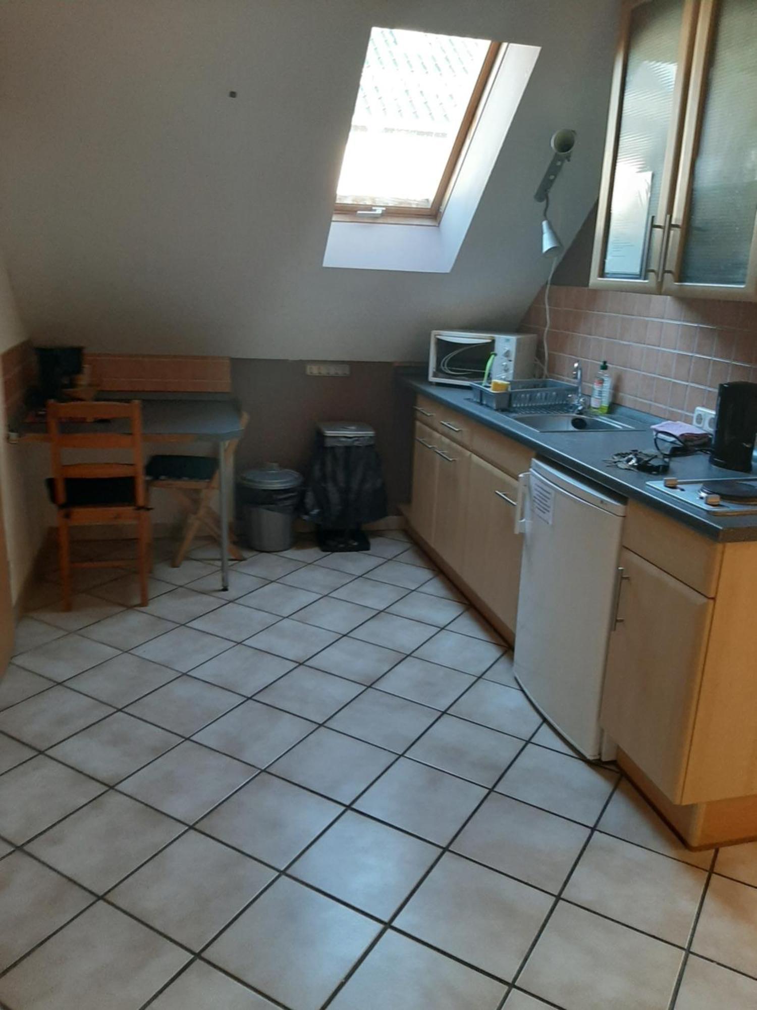 Haus Roseneck-Pension Am Stadtrand Borchen Rum bild